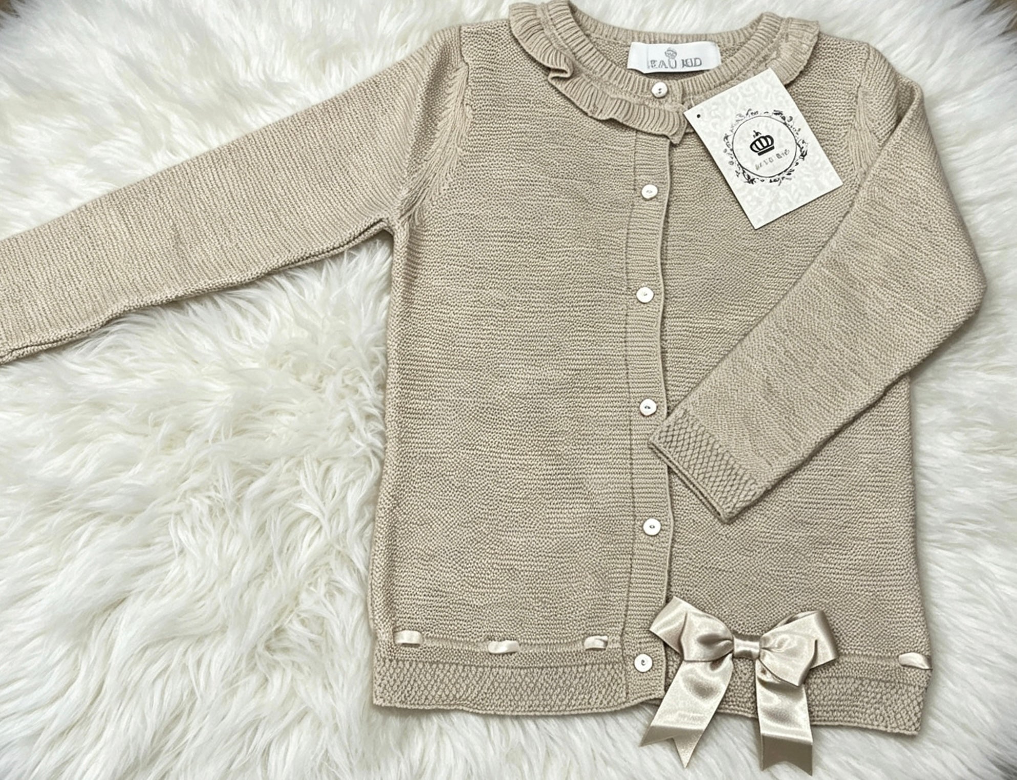 Beau kid single bow camel cardigan